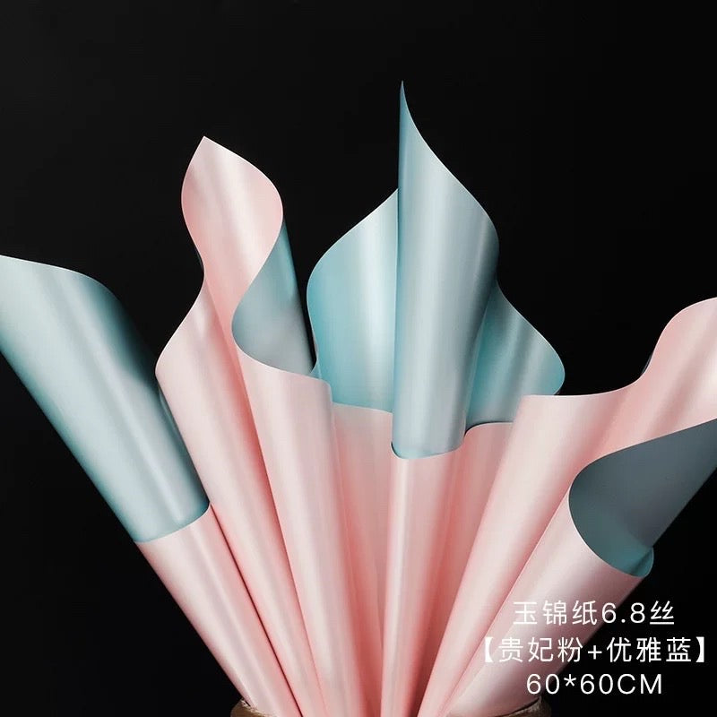 20pcs per Pack Glossy Two-Sided Colored Wrappers Bouquet Wrapping Paper Flower Packaging Material (W