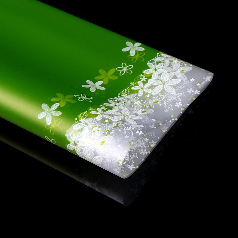 20pcs Fading Flower Edge Wrappers Bouquet Wrapping Materials (Waterproof)