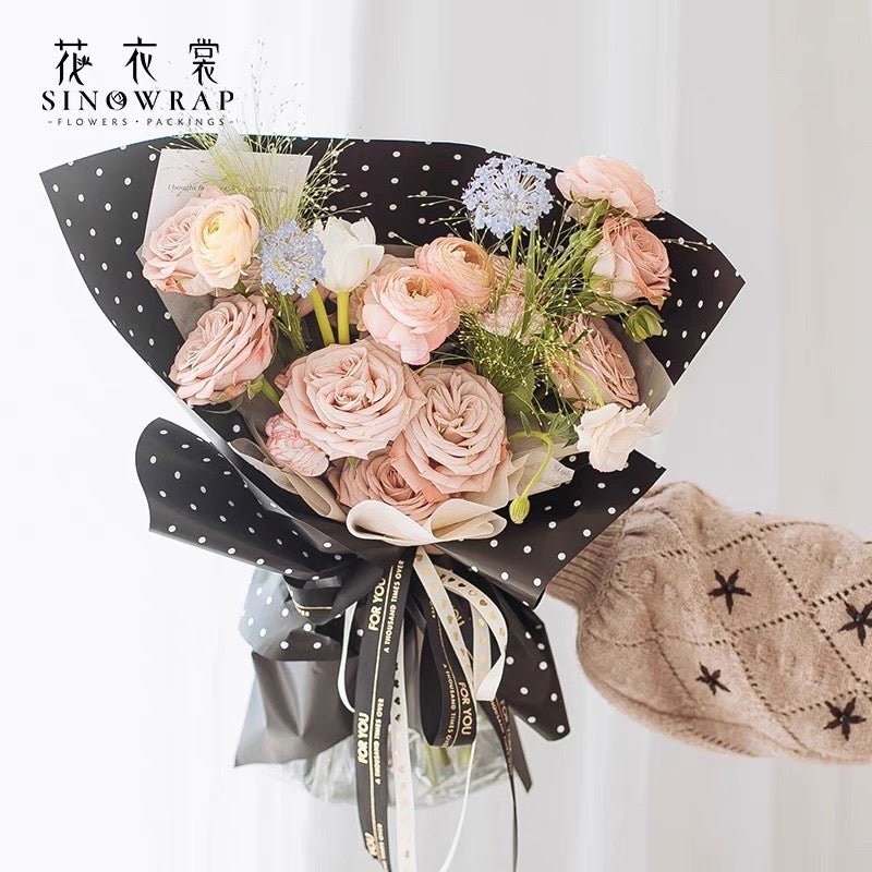 20pcs Dotted Design Wrappers Bouquet Wrapping Material (Waterproof)