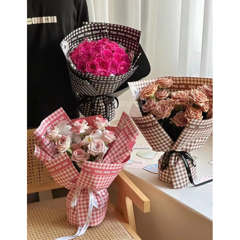 20pcs Small Grid Wrappers Bouquet Wrapping Materials (Waterproof)